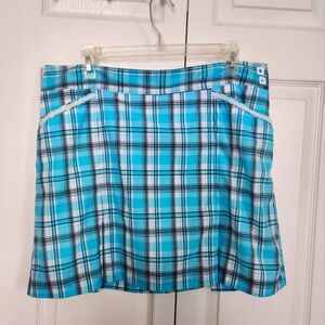 IZOD LADIES GOLF Skort. Size 10
